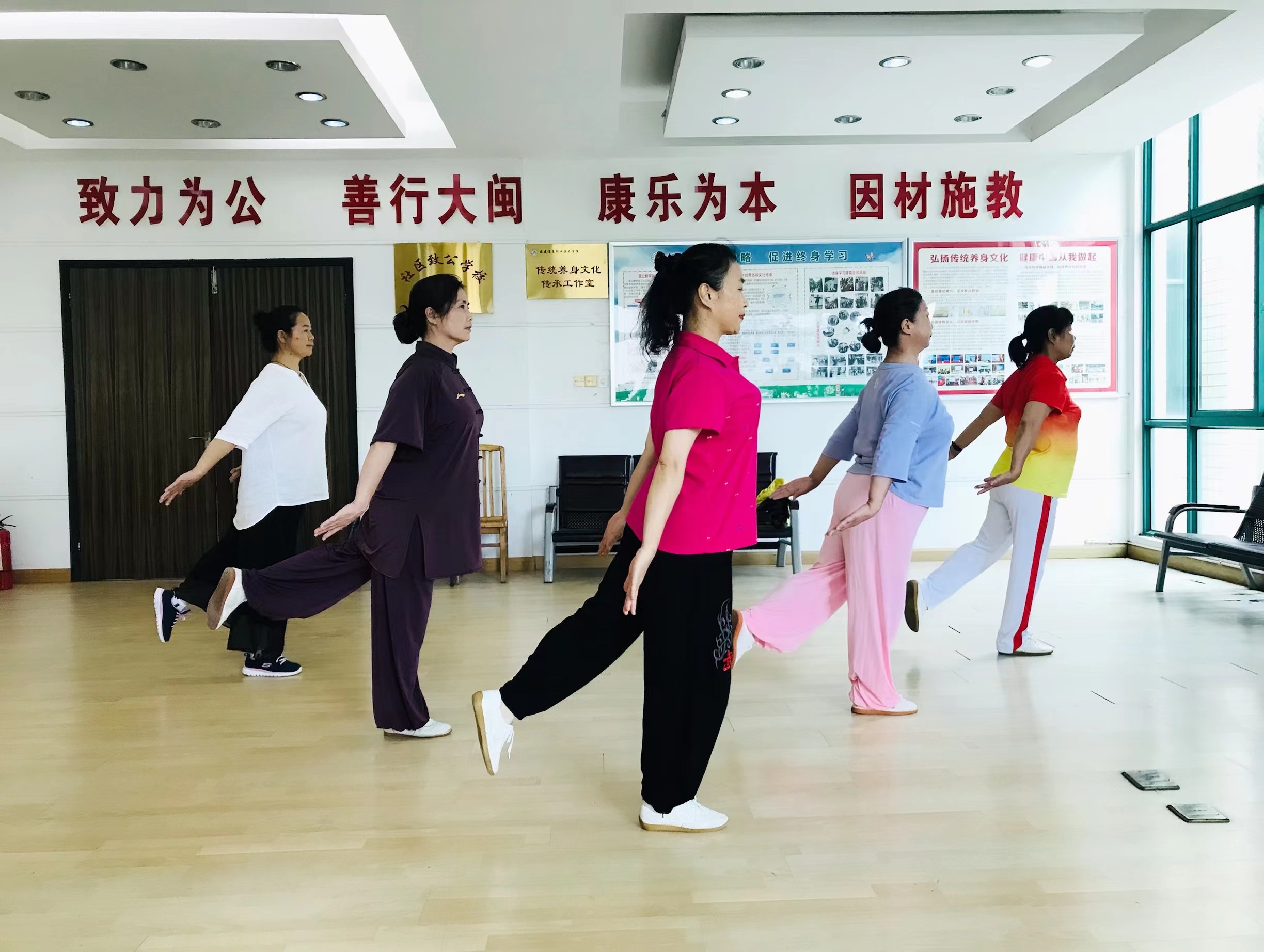 传统养身文化传承工作室为社区群众服务受到好评