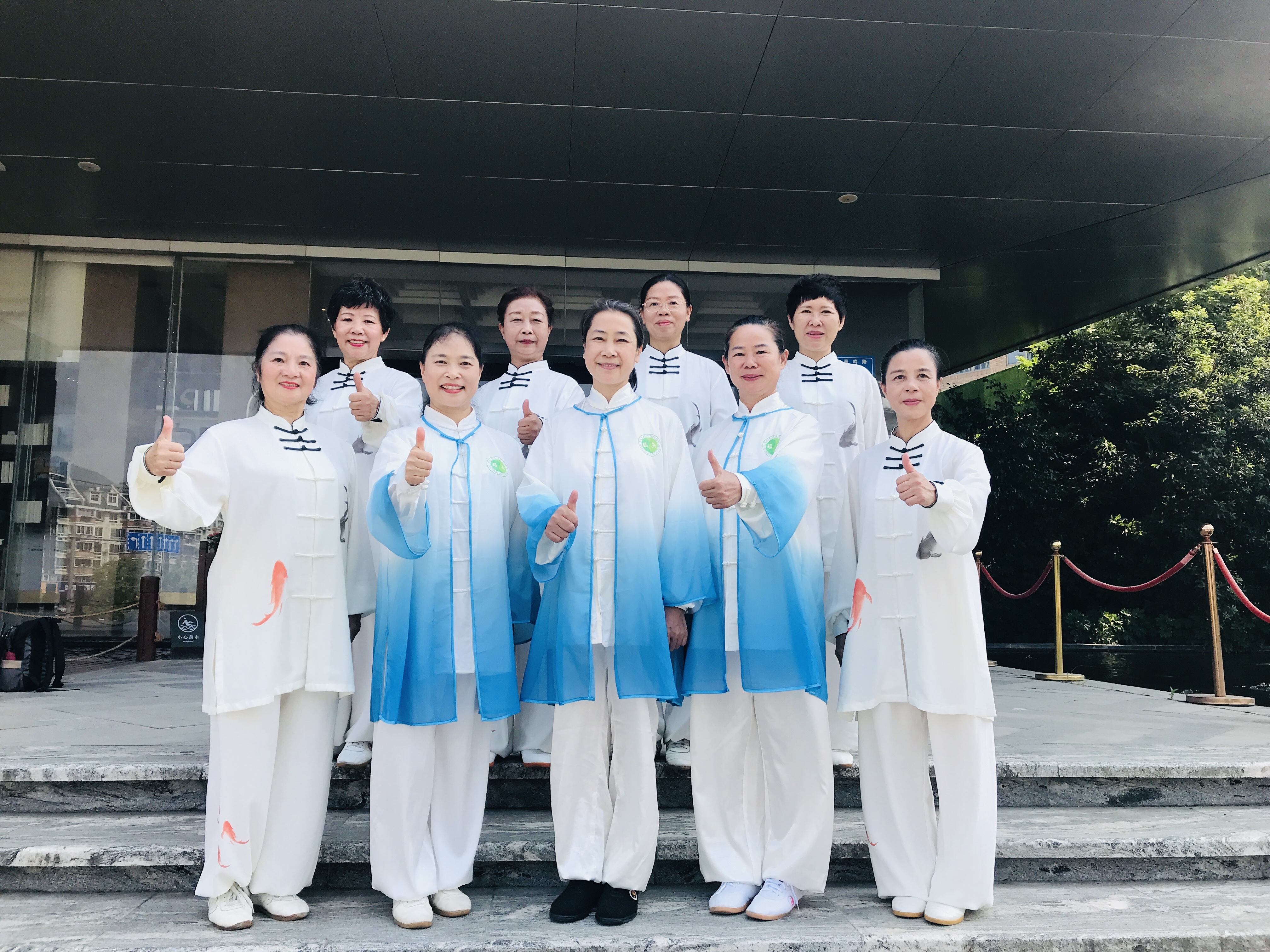 我校致公教学站参赛队在“健身气功∙导引养生功十二法”比赛中夺冠